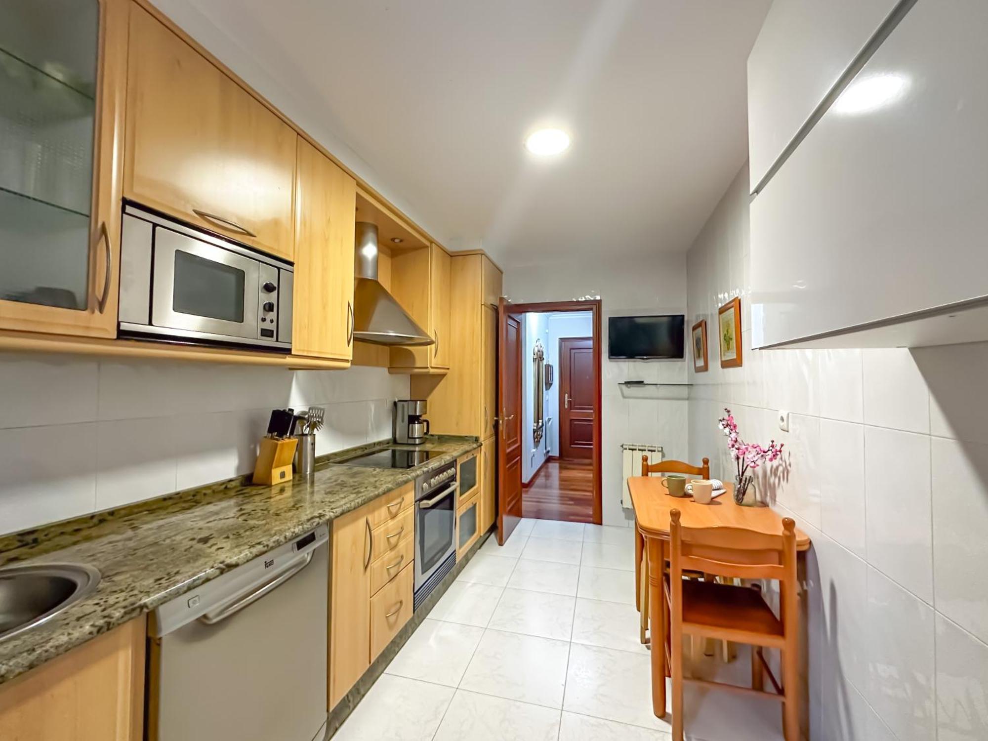 Apartamento Completo, Amplio, Muy Iluminado Y Con Plaza De Garaje Incluida. O Grove Exteriör bild