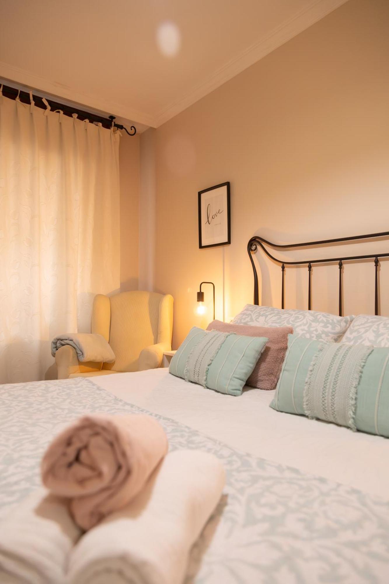 Apartamento Completo, Amplio, Muy Iluminado Y Con Plaza De Garaje Incluida. O Grove Exteriör bild
