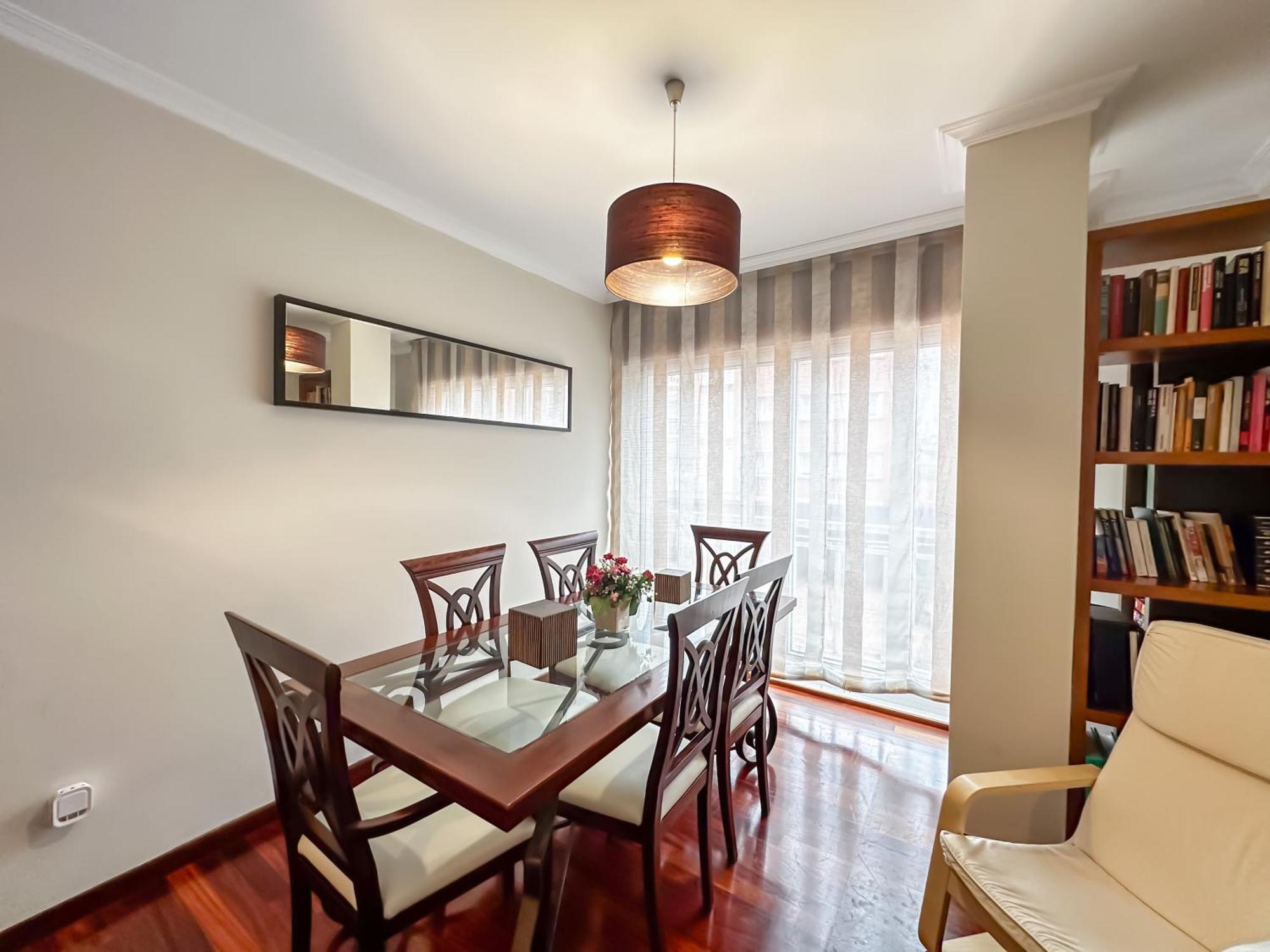 Apartamento Completo, Amplio, Muy Iluminado Y Con Plaza De Garaje Incluida. O Grove Exteriör bild
